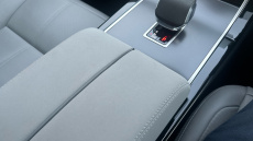 Land Rover Range Rover Velar 2.0 D200 MHEV Dynamic SE 5dr Auto Diesel Estate